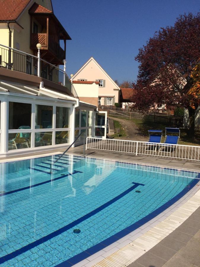 Thermen - Apartment Biodorf باد والترزدورف المظهر الخارجي الصورة
